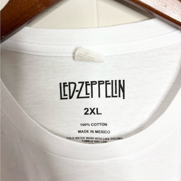 Led Zeppelin white short sleeve graphic band t shirt size XXL/2XL - Picture 2 of 3